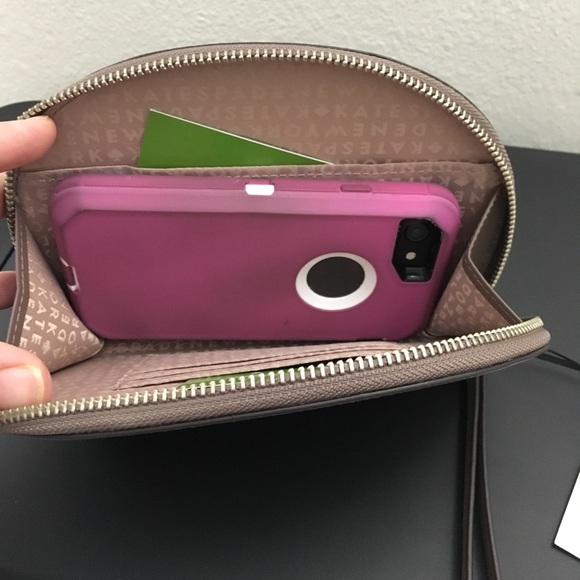 Firm❗️Kate Spade wallet - Picture 5 of 8